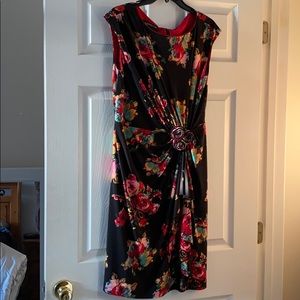 women’s floral dress